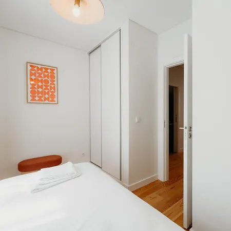 Mary Orange - No 236 1e - Sophisticated Two-bedroom Getaway リスボン