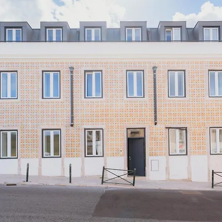 Mary Orange - No 236 1e - Sophisticated Two-bedroom Getaway Lisbon